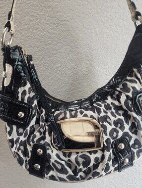 Guess | Bags | Vintage Y2k Guess Leopard Print Shoulder Bag | Poshmark